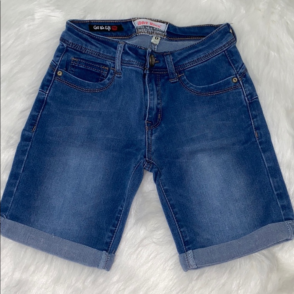 Bermuda Shorts 🍑